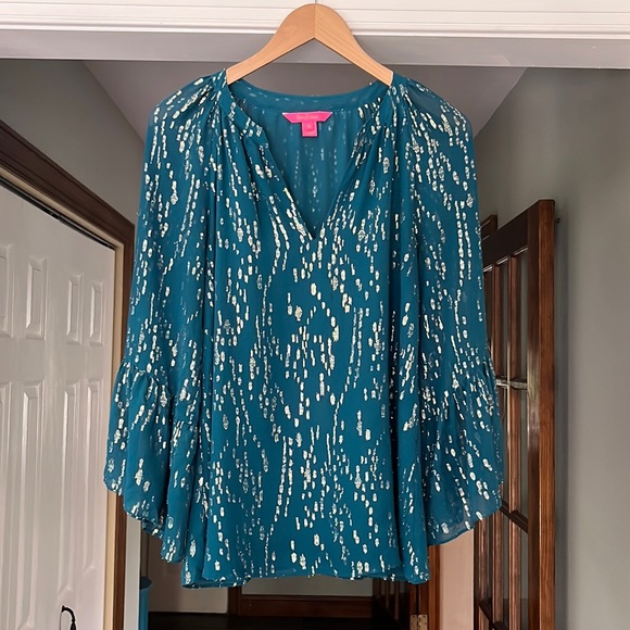 Lilly Pulitzer Silk Metallic Gold V Neck Blouse Top Size Med Teal Flounce Sleeve - Picture 1 of 6